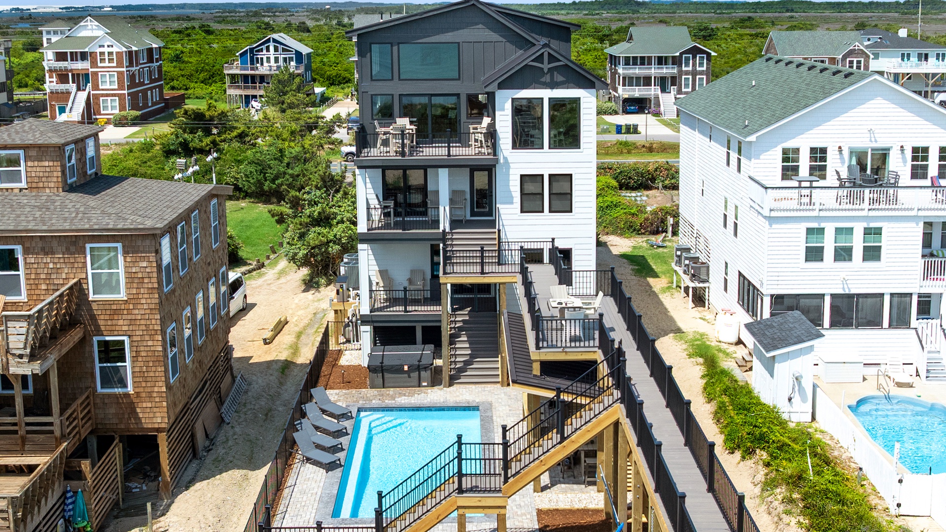 Featured Property SN0693: Pelican Pelican Pelican