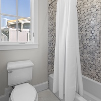 Bunk Room Bathtub shared with Master Suite 5