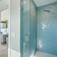 King Suite 1 Shower 