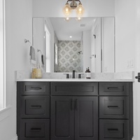 King Suite 5 Bathroom