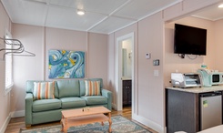 SSM13%3A+Spring+Suit+-+Sitting+Area