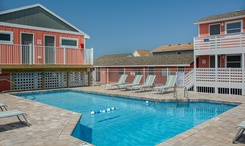 See-Sea-Pool-02
