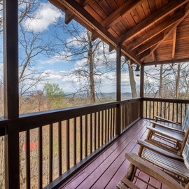 Mountain Memories 2's relaxing deck