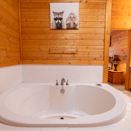 One of Nicoha's relaxing jacuzzi tubs