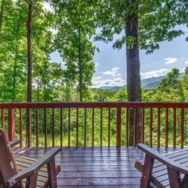 Three Little Bears' relaxing decks with views