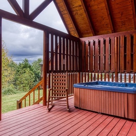 Groundhog Heaven's private hot tub