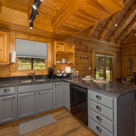 Timber Trace's fully-equipped kitchen