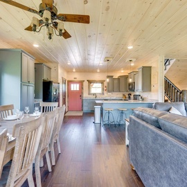 Misty Mountain Stop's open living space