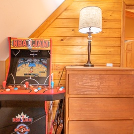 One of Cozy Bear Cove's arcades