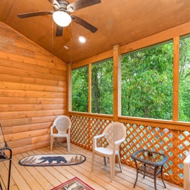 Caver Cabin's relaxing deck
