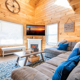 Cabin In The Mountains' cozy living area
