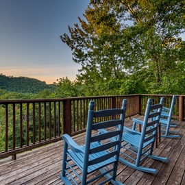 Sweet Bear Hideaway's decks with views