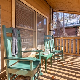 TreeTop Lodge's relaxing decks