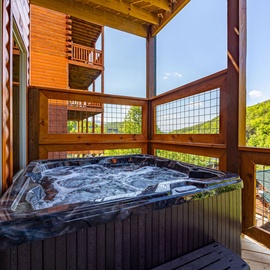 Autumn Path's bubbling hot tub