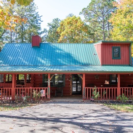 Lasting Memories' exterior