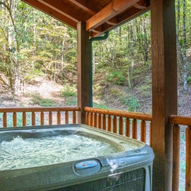 Valley Cove's bubbling hot tub
