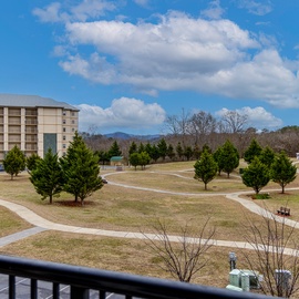 View from Cozy Vista Condo's balcony