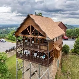 Birds eye view of Heavenly Peak Lodge