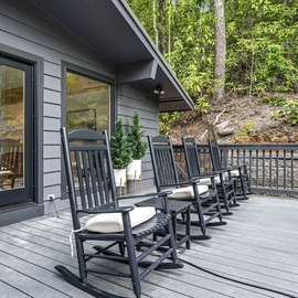 Woodhaven's cozy front deck