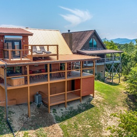 Lakeview Serenity's exterior