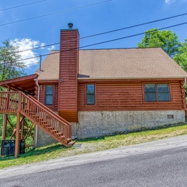 Smoky Mountain Hideout's exterior