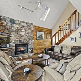 Lazy Dayz's cozy living area