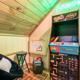 Suite Retreat's fun game nook