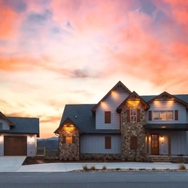 Top of the Summit Lodge's exterior