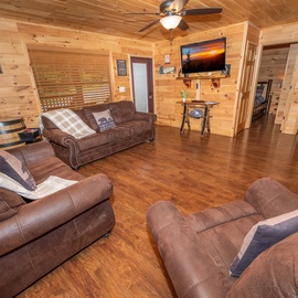 Bearman's Cabin's cozy living area