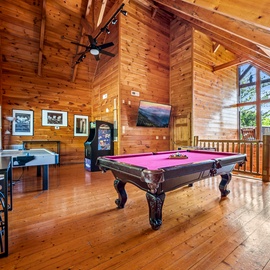 Cades Cove's fun game room