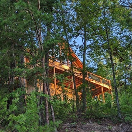 Smokey Peak Inn's exterior