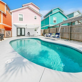 Tropical Tide private pool