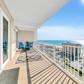 Laketown Wharf 1523 balcony