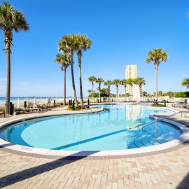 Gorgeous Gulf side Pool at Panama City Beach