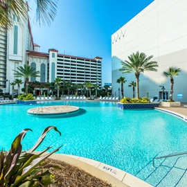 Fabulous pool at Laketown Wharf