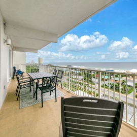 Laketown Wharf 801 balcony