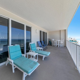 Ocean Reef 904 balcony