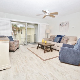 Living Room with plenty of seating