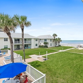 Colony Beach Club 220 balcony views