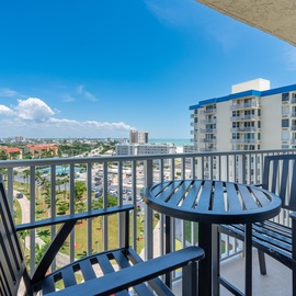 Welcome to Estero Beach & Tennis 908-B