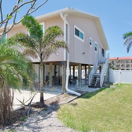 Entrance is on the Right side.