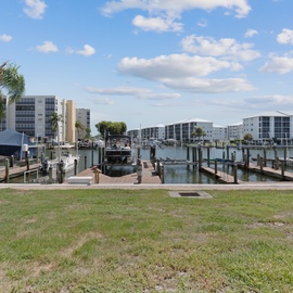 Dock view from the lanai!