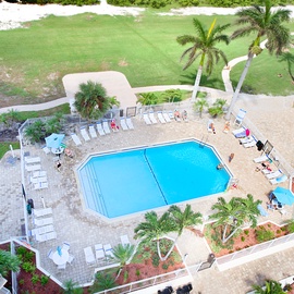 Estero Beach pool