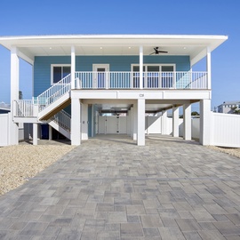 Welcome to Betty's Beach House