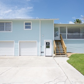 Lanai Entry