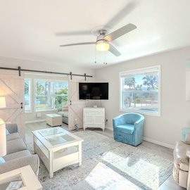 Living room with 2 sleeper sofas