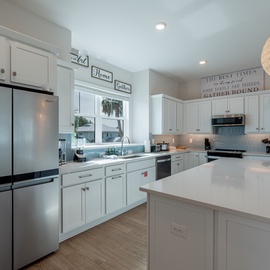 Fully equipped kitchen