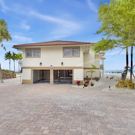 5820 Estero Blvd.