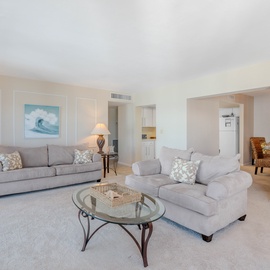 Island Winds Penthouse 1 Living Room.