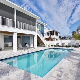 Enjoy the Outdoor Space/Pool